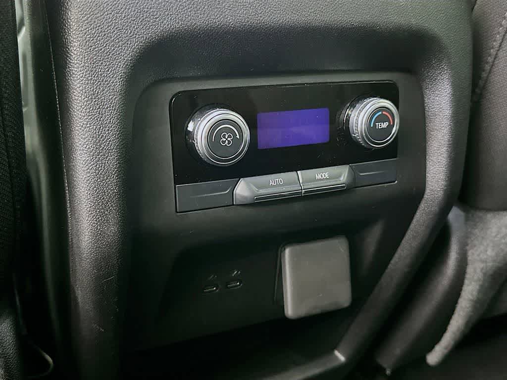 Used 2025 GMC Acadia Elevation FWD image 13