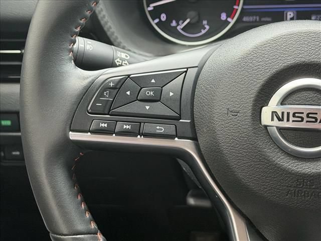 Used 2023 Nissan Sentra SR w/ SR Premium Package FWD image 17