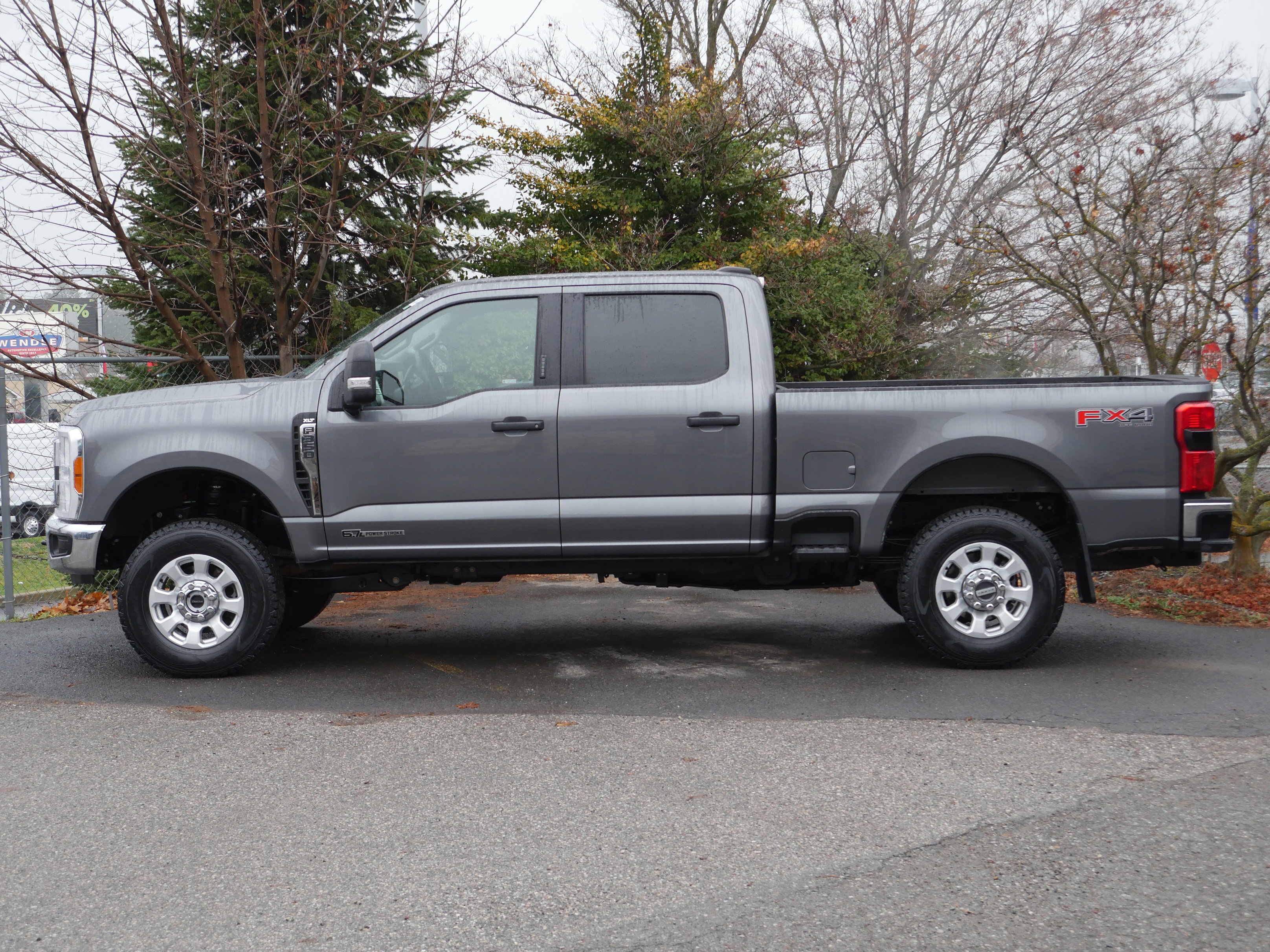 Certified 2023 Ford F350 XLT w/ 360-Degree Camera Package image 17