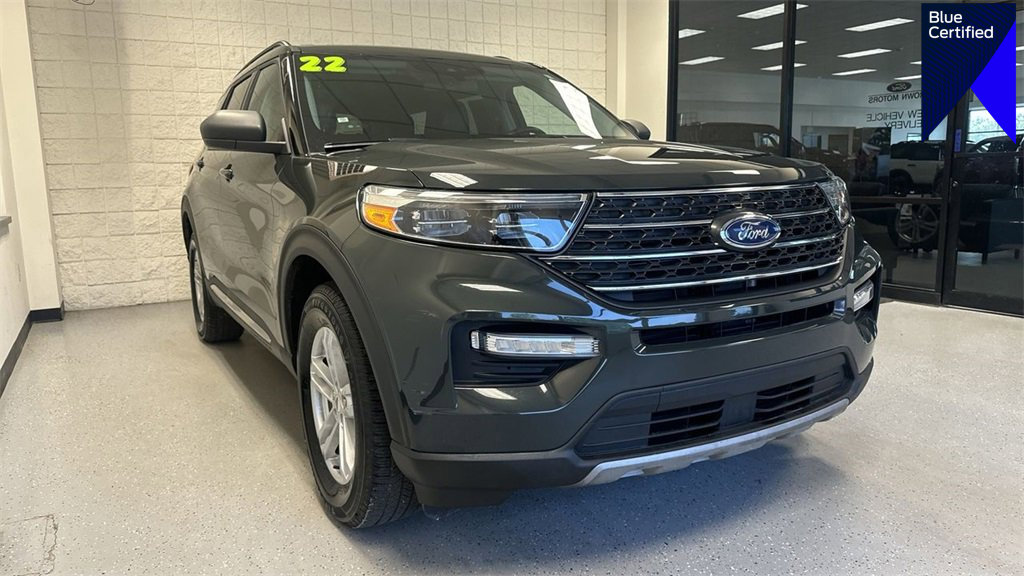 Certified 2022 Ford Explorer XLT w/ Equipment Group 202A