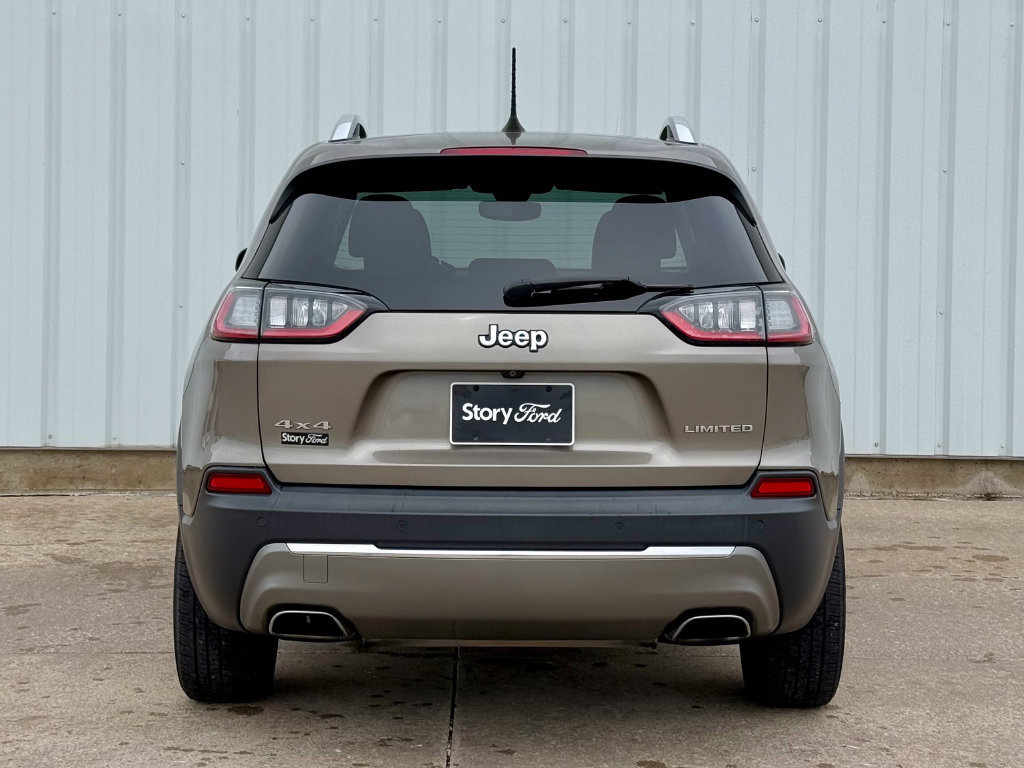 Used 2019 Jeep Cherokee Limited AWD/4WD image 5