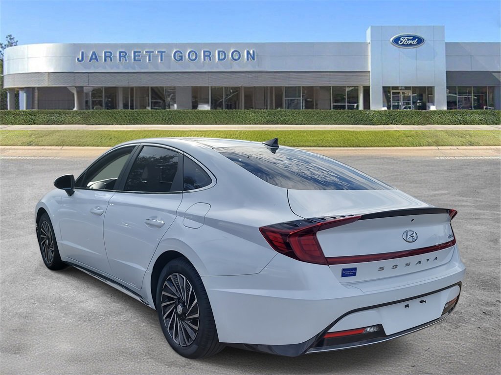 Used 2023 Hyundai Sonata SEL w/ Cargo Package image 2
