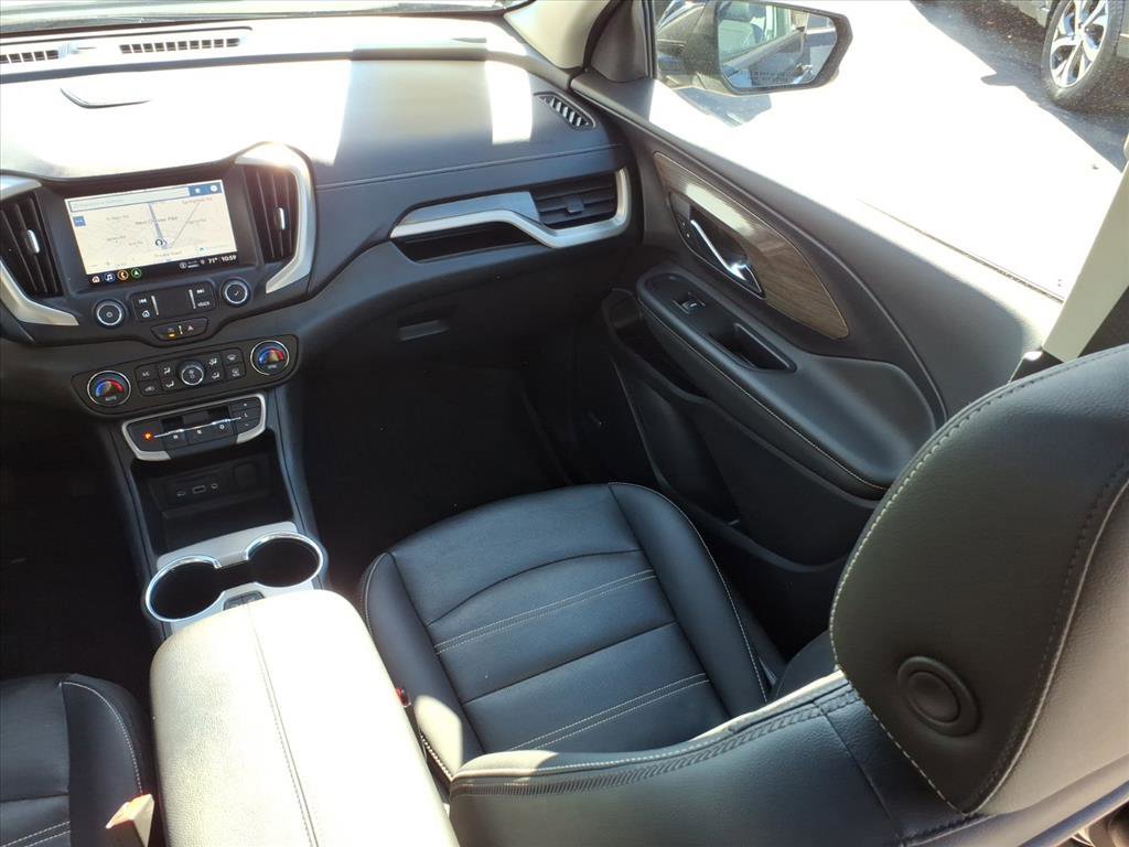 Used 2022 GMC Terrain Denali w/ Denali Premium Package image 20