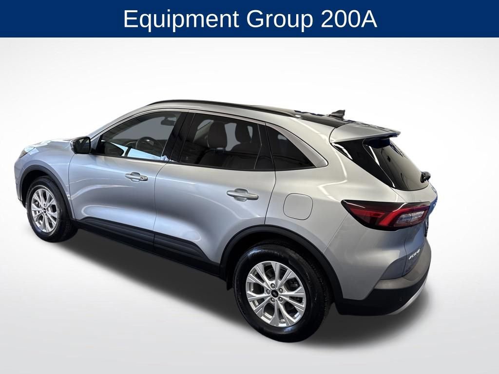 Certified 2023 Ford Escape Active w/ Tech Pack #2 image 3