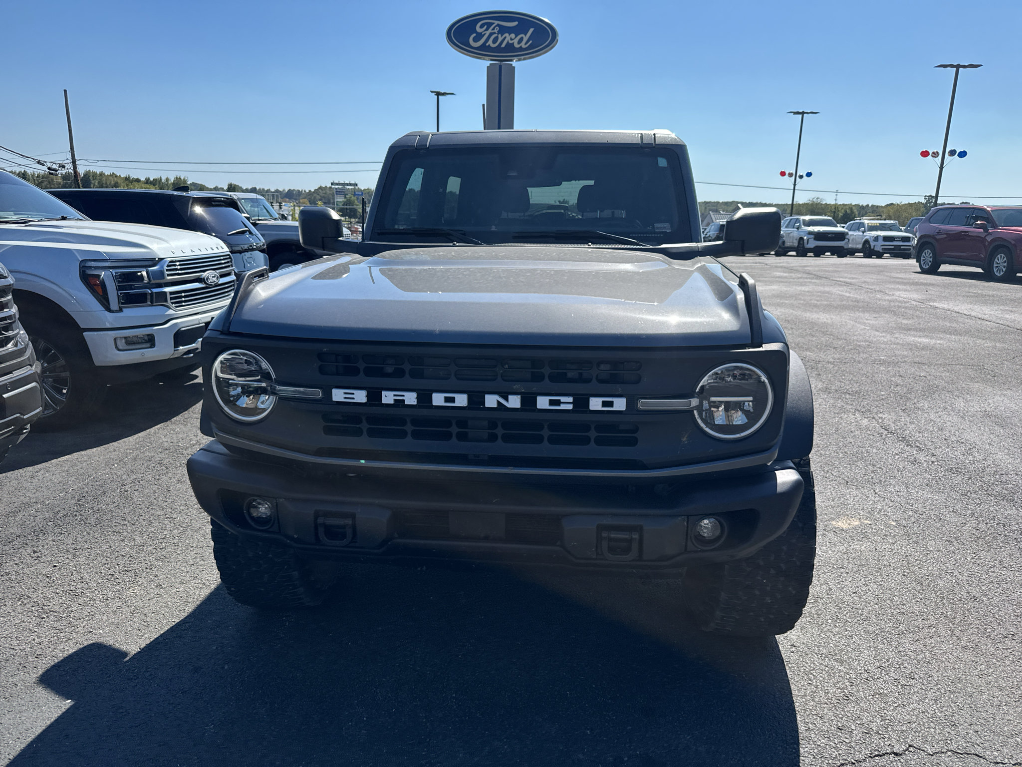 Certified 2022 Ford Bronco Black Diamond w/ Sasquatch Package AWD/4WD image 2