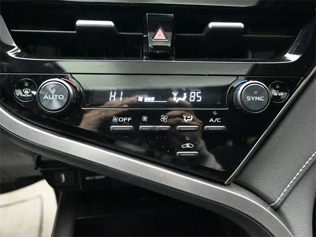 Used 2024 Toyota Camry SE image 17