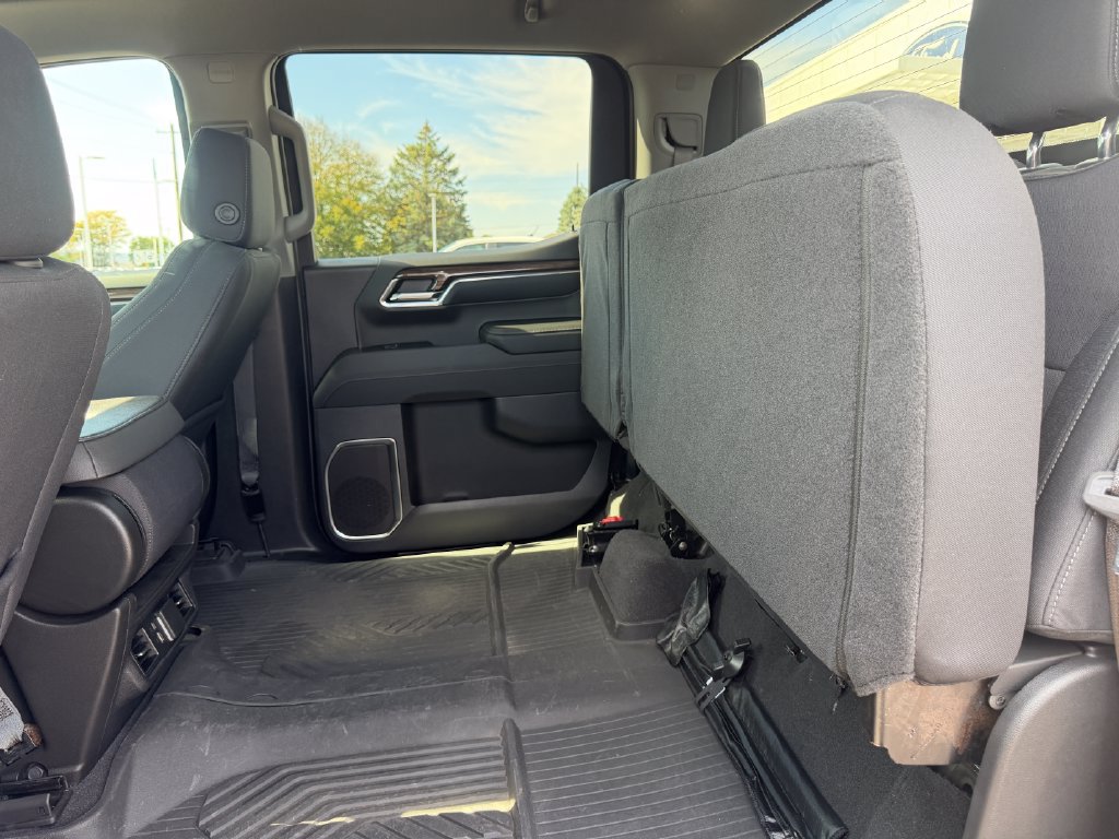 Used 2024 Chevrolet Silverado 1500 RST AWD/4WD image 28