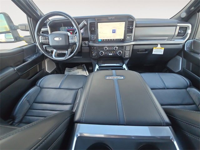 Certified 2025 Ford F450 Platinum w/ FX4 Off-Road Package image 10