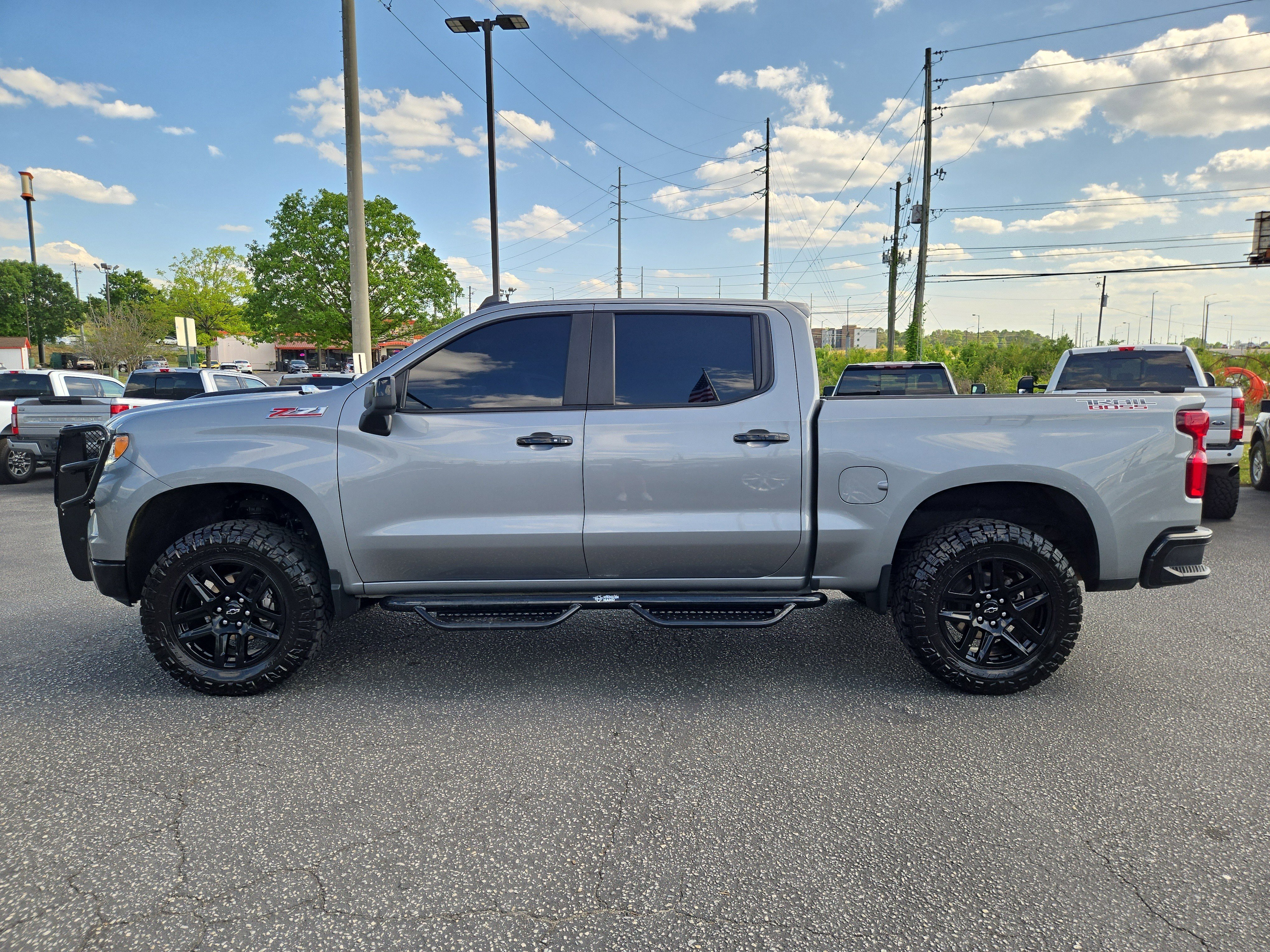 Used 2024 Chevrolet Silverado 1500 LT Trail Boss w/ Convenience Package II AWD/4WD image 12