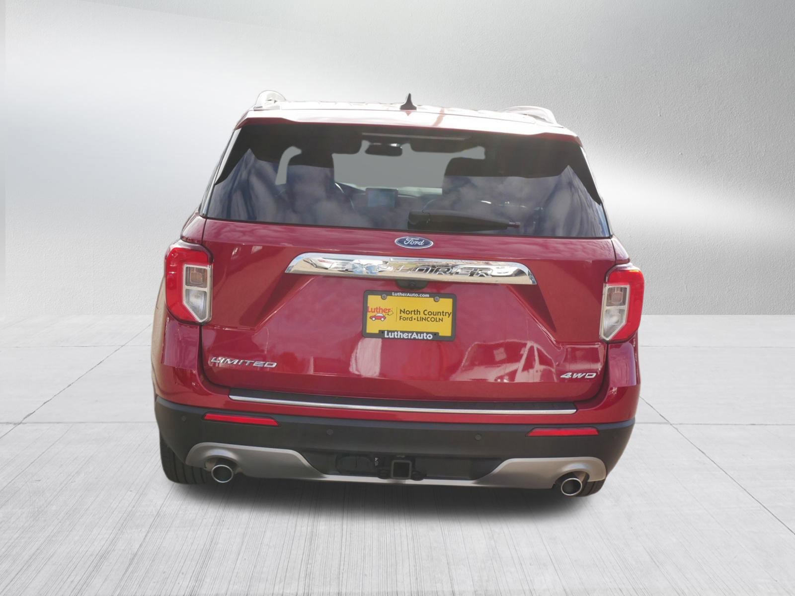 Certified 2022 Ford Explorer Limited w/ Equipment Group 301A image 4