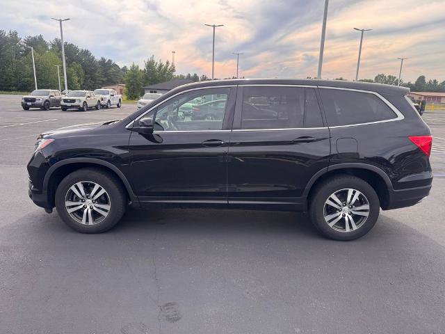 Used 2017 Honda Pilot EX image 4