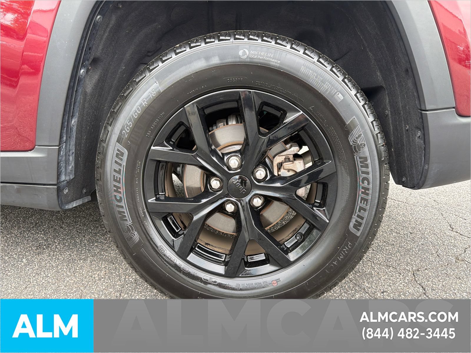 Used 2025 Jeep Grand Cherokee Altitude AWD/4WD image 23