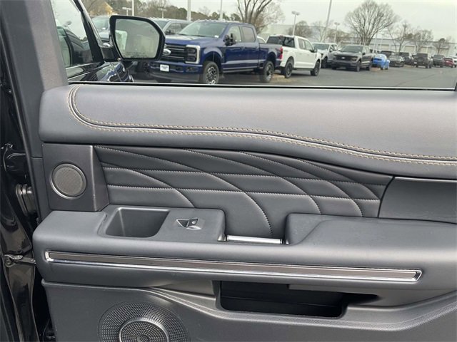 Certified 2023 Ford Expedition Max Platinum image 29