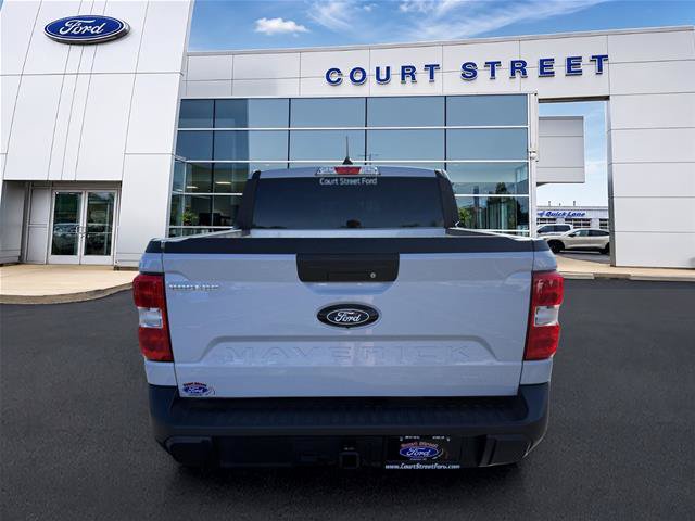 Certified 2025 Ford Maverick XLT FWD image 2