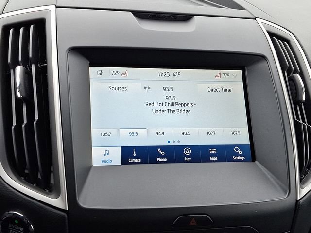 Certified 2020 Ford Edge SEL w/ Cold Weather Package image 17