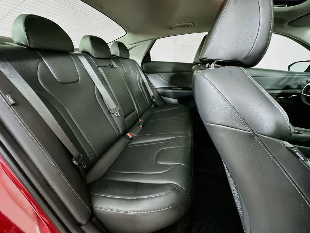 Used 2024 Hyundai Elantra Limited FWD image 32