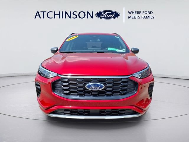 Certified 2024 Ford Escape ST-Line w/ Tech Pack #1 AWD/4WD image 2