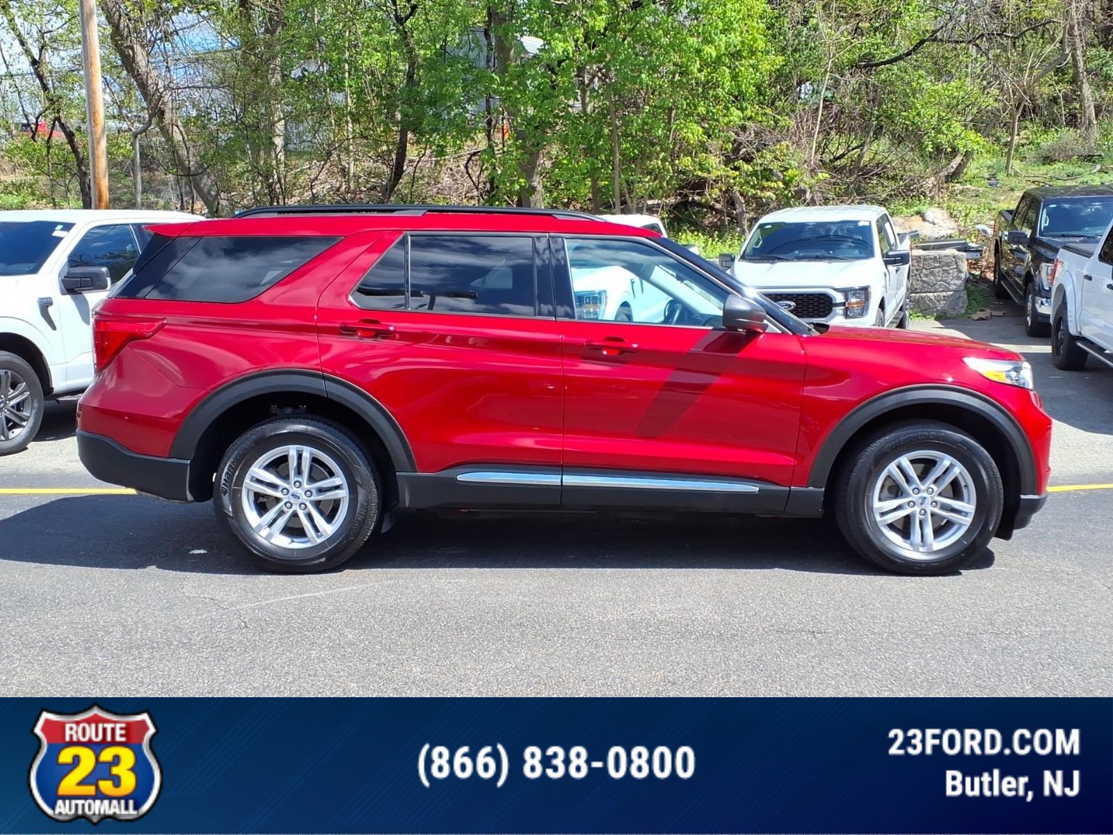 Certified 2024 Ford Explorer XLT AWD/4WD image 9