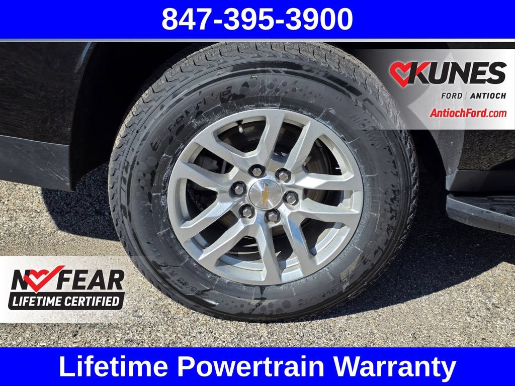 Used 2023 Chevrolet Suburban LT AWD/4WD image 14
