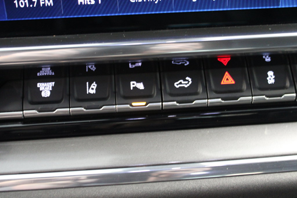 Used 2024 Chevrolet Silverado 3500 High Country w/ High Country Premium Package AWD/4WD image 27