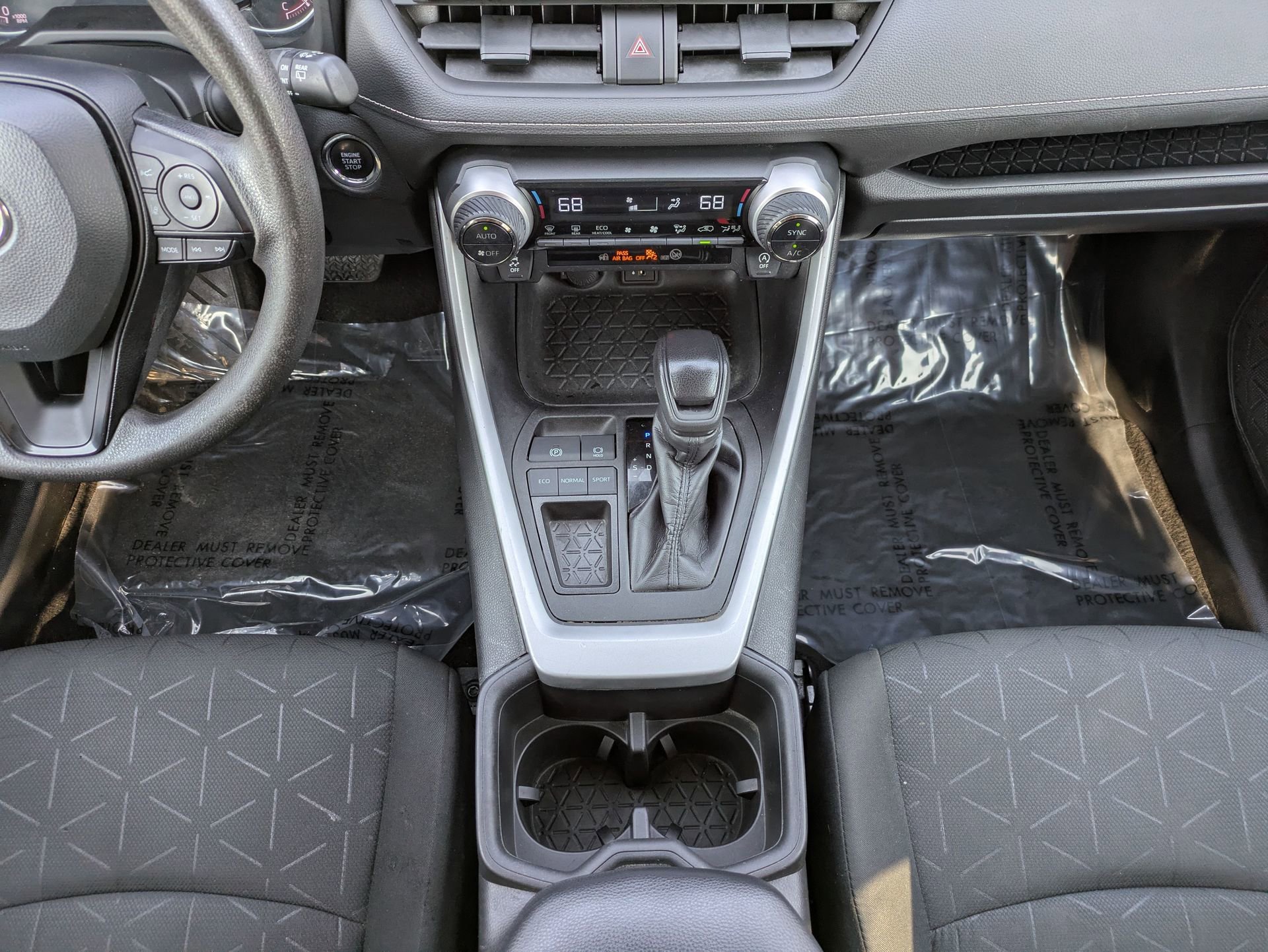 Used 2023 Toyota RAV4 XLE FWD image 22