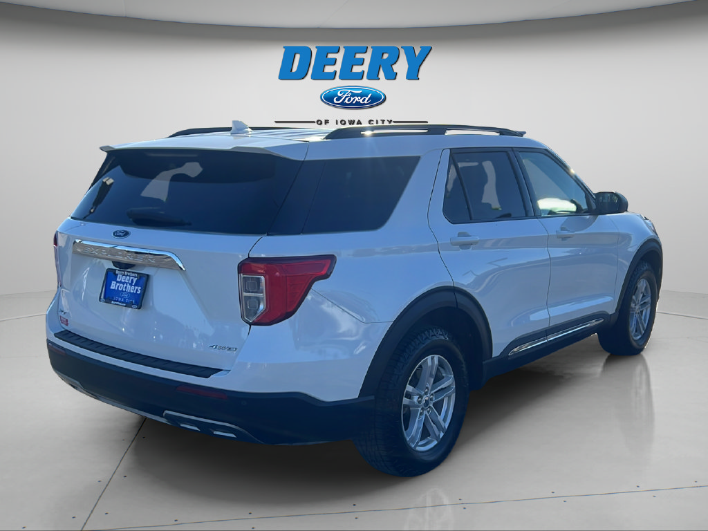 Certified 2022 Ford Explorer XLT w/ Equipment Group 202A AWD/4WD image 14
