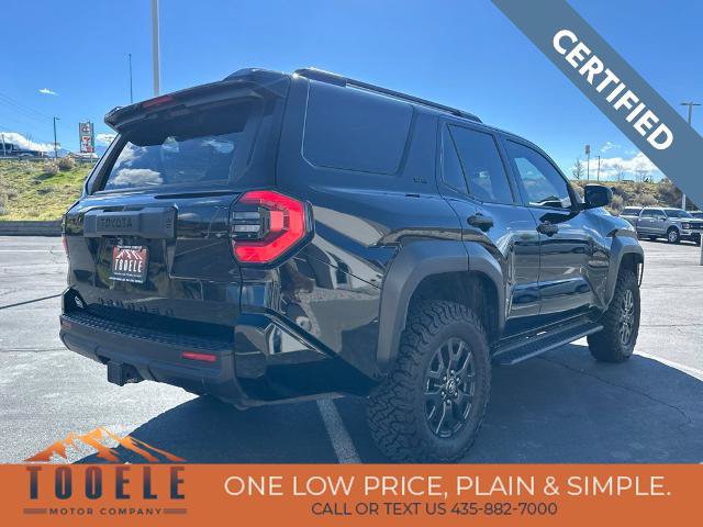 Used 2025 Toyota 4Runner SR5 AWD/4WD image 9