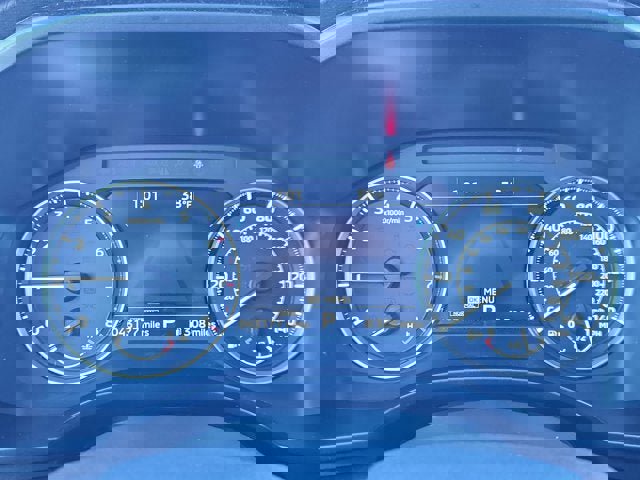 Used 2024 Mitsubishi Outlander SE image 17