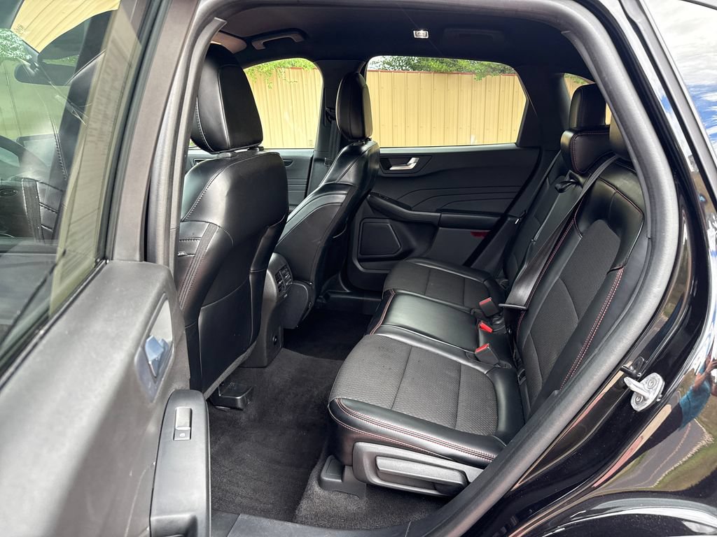 Certified 2024 Ford Escape ST-Line AWD/4WD image 21