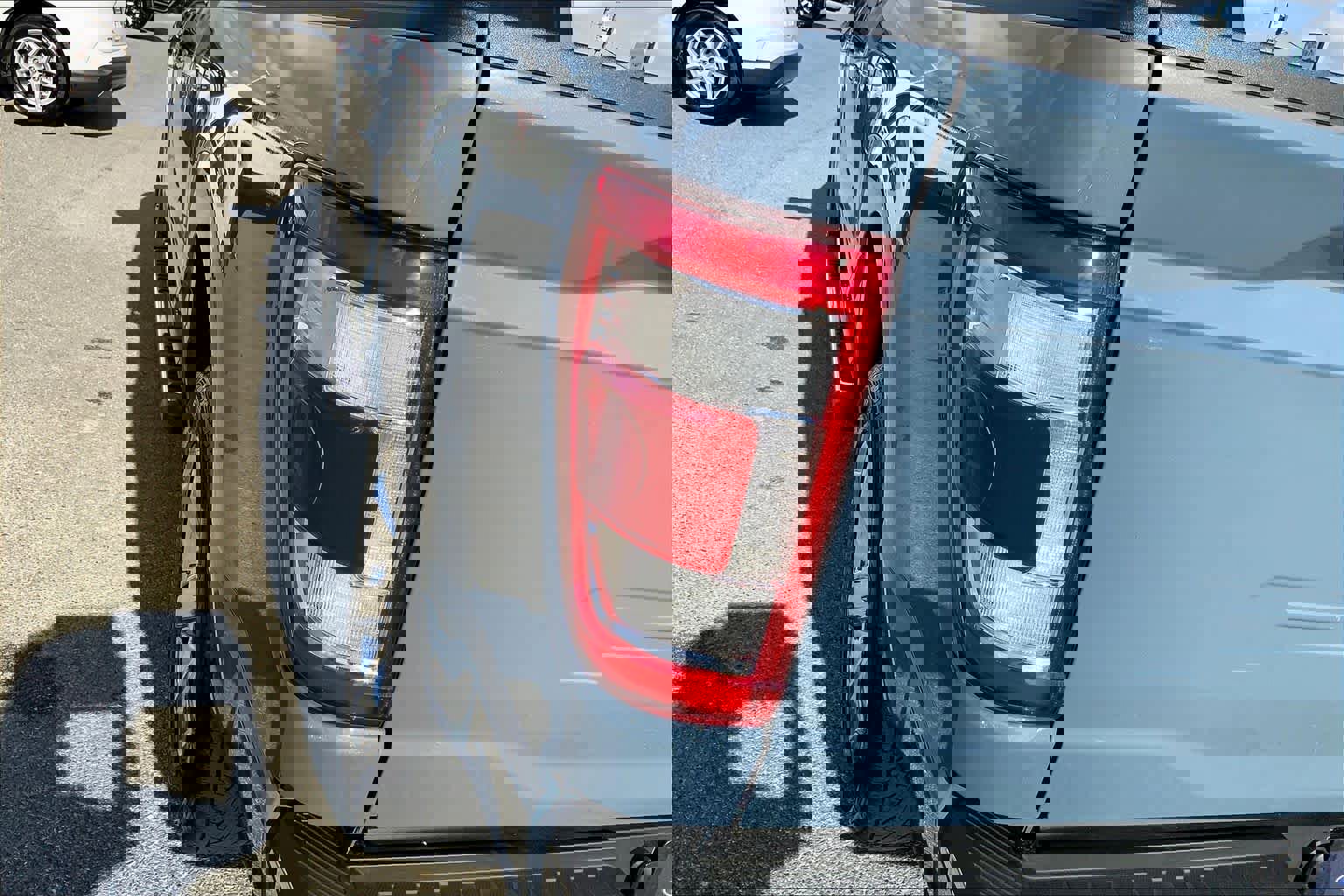 Certified 2023 Ford F150 Lariat w/ Equipment Group 502A High image 28