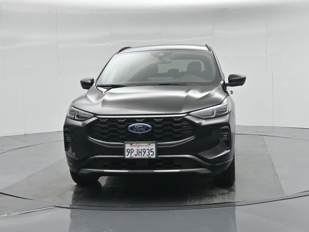 Certified 2024 Ford Escape ST-Line Elite image 31