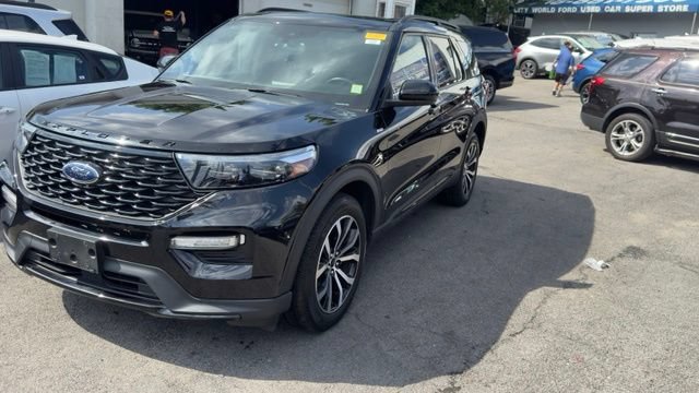 Certified 2023 Ford Explorer ST-Line w/ Class IV Trailer Tow Package