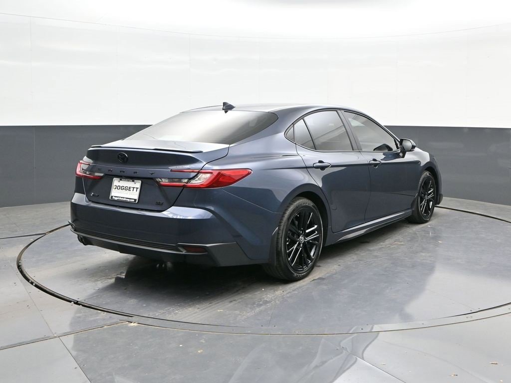 Used 2026 Toyota Camry SE w/ Convenience Package image 11