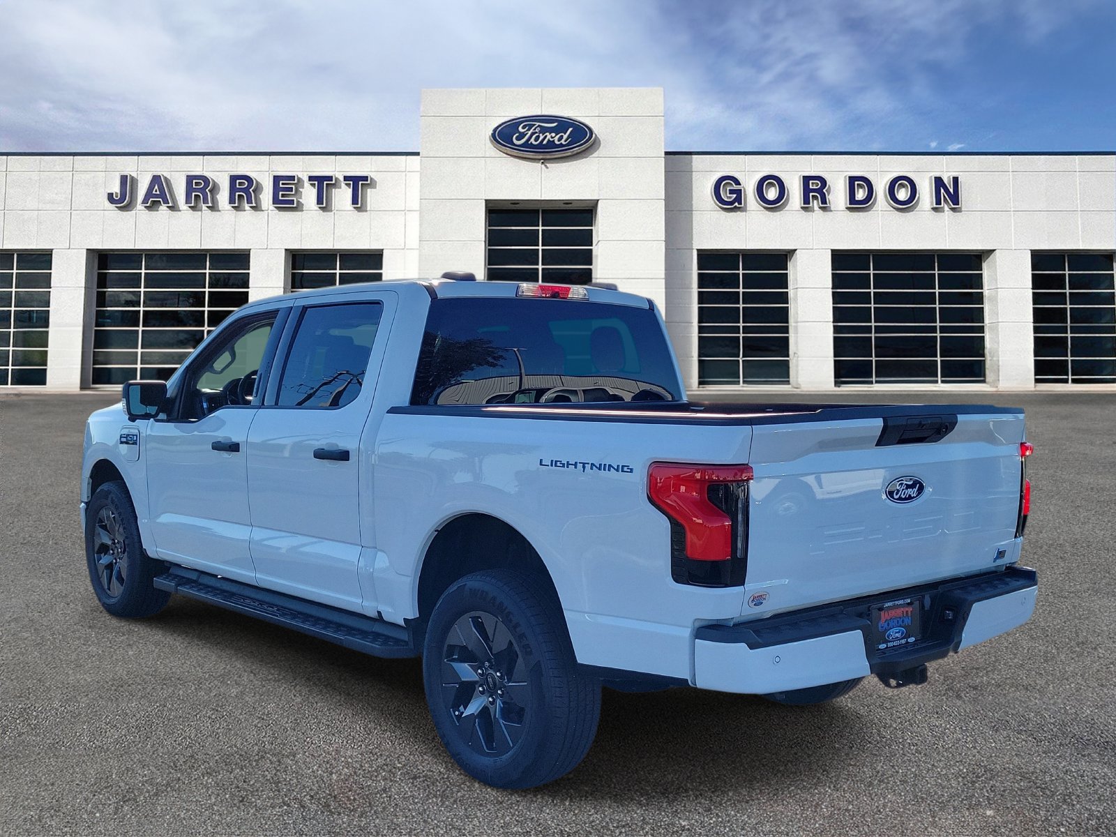Certified 2024 Ford F150 Lightning XLT AWD/4WD image 3