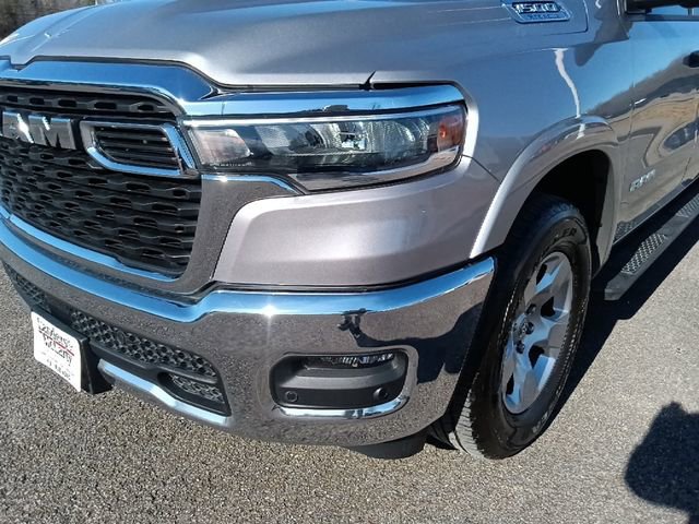 Used 2025 RAM 1500 Big Horn AWD/4WD image 9