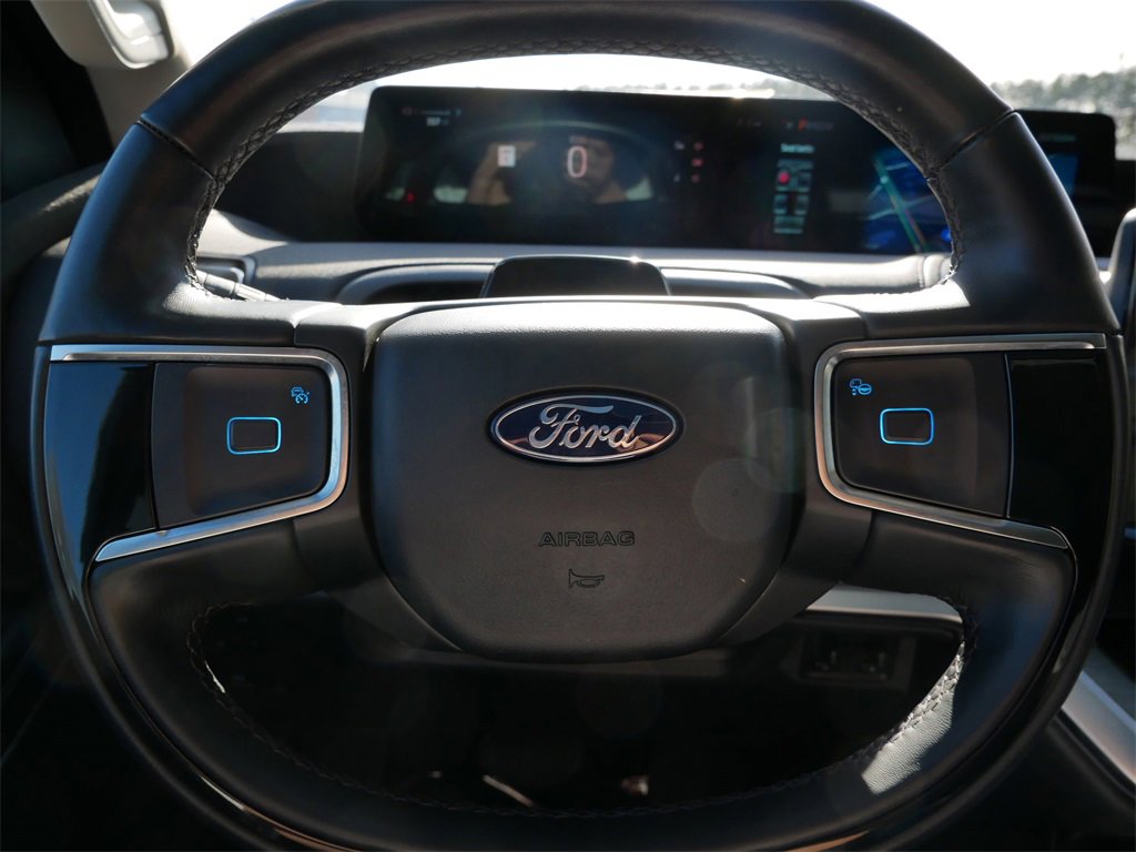 Certified 2025 Ford Expedition Max Platinum image 20