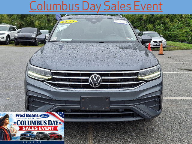 Used 2023 Volkswagen Tiguan SE w/ Panoramic Sunroof Package AWD/4WD image 3