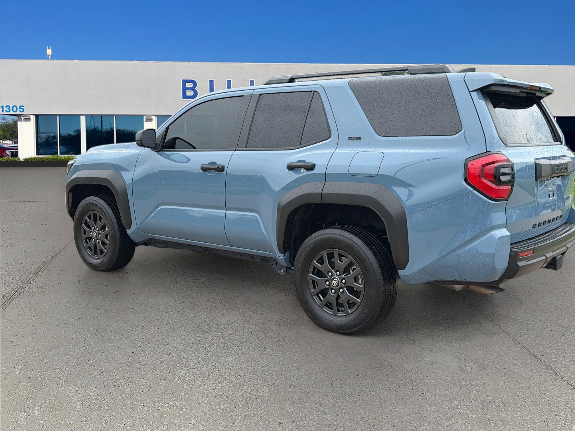 Used 2025 Toyota 4Runner SR5 AWD/4WD image 5