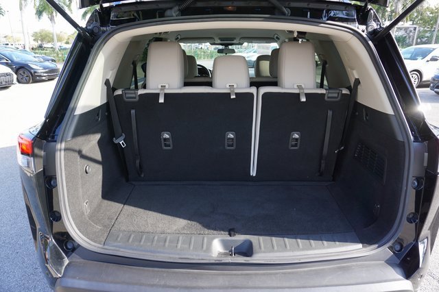 Used 2022 Nissan Pathfinder SV image 12