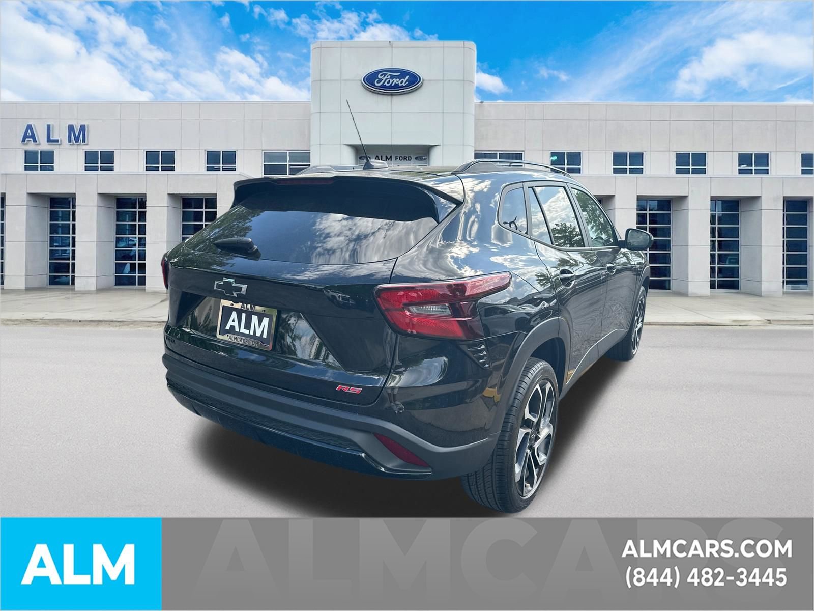 Used 2024 Chevrolet Trax RS FWD image 5