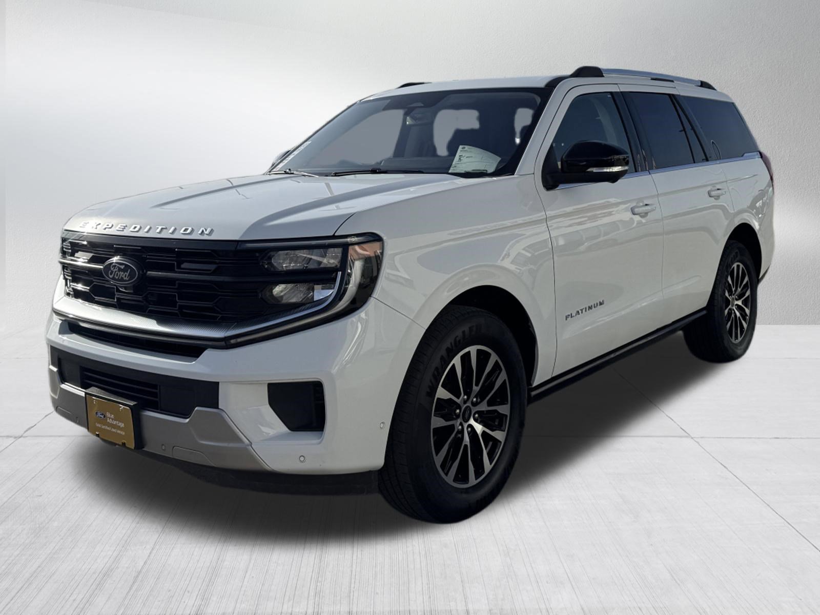 Certified 2025 Ford Expedition Platinum AWD/4WD image 3