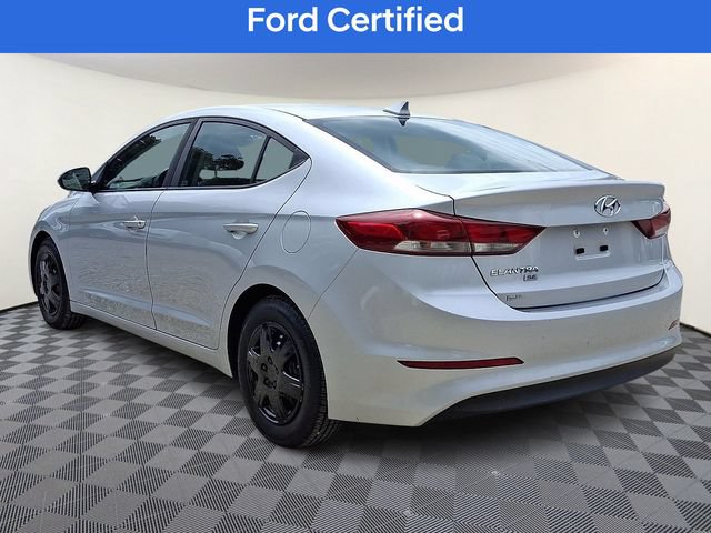 Used 2017 Hyundai Elantra SE w/ Cargo Package FWD image 4