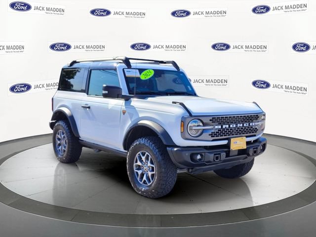 Certified 2025 Ford Bronco Badlands AWD/4WD image 7