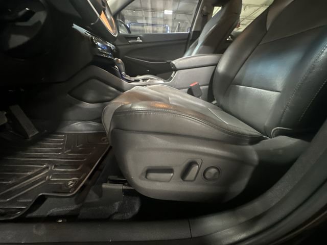 Used 2017 Hyundai Tucson SE Plus FWD image 18