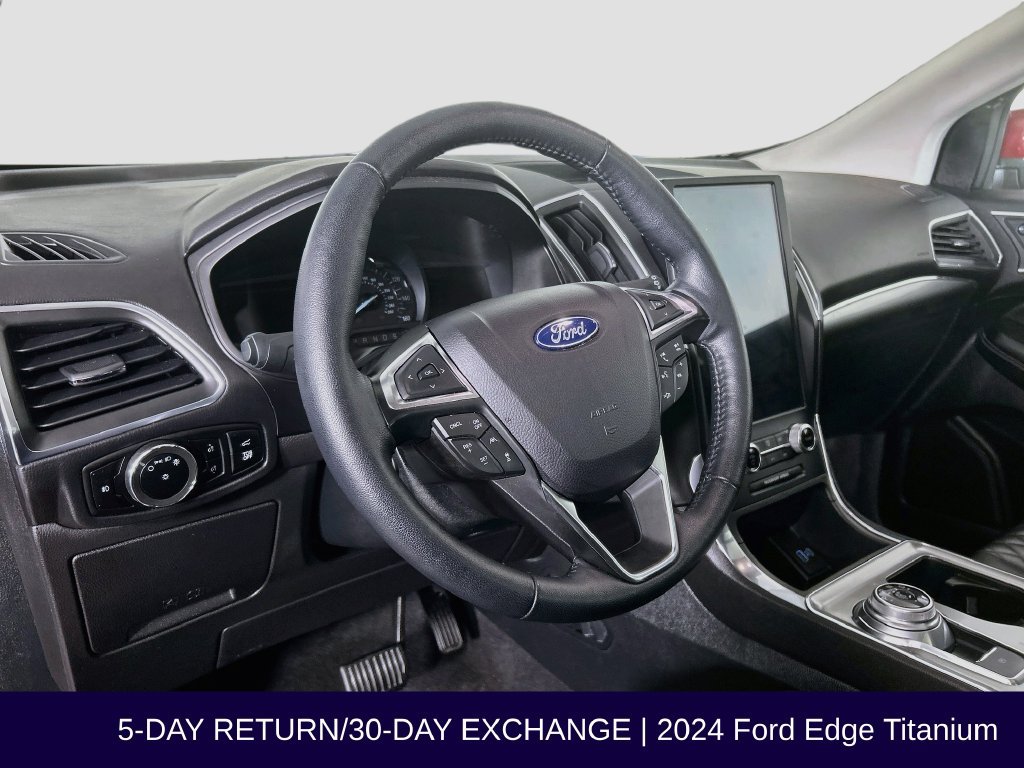 Certified 2024 Ford Edge Titanium w/ Equipment Group 301A AWD/4WD image 11