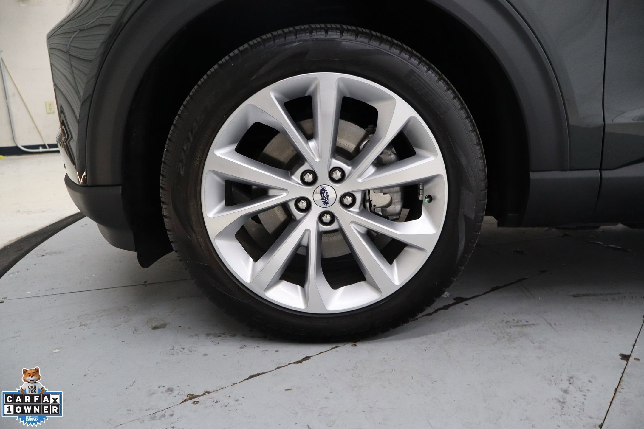 Certified 2023 Ford Explorer Platinum w/ Technology Package RWD image 9