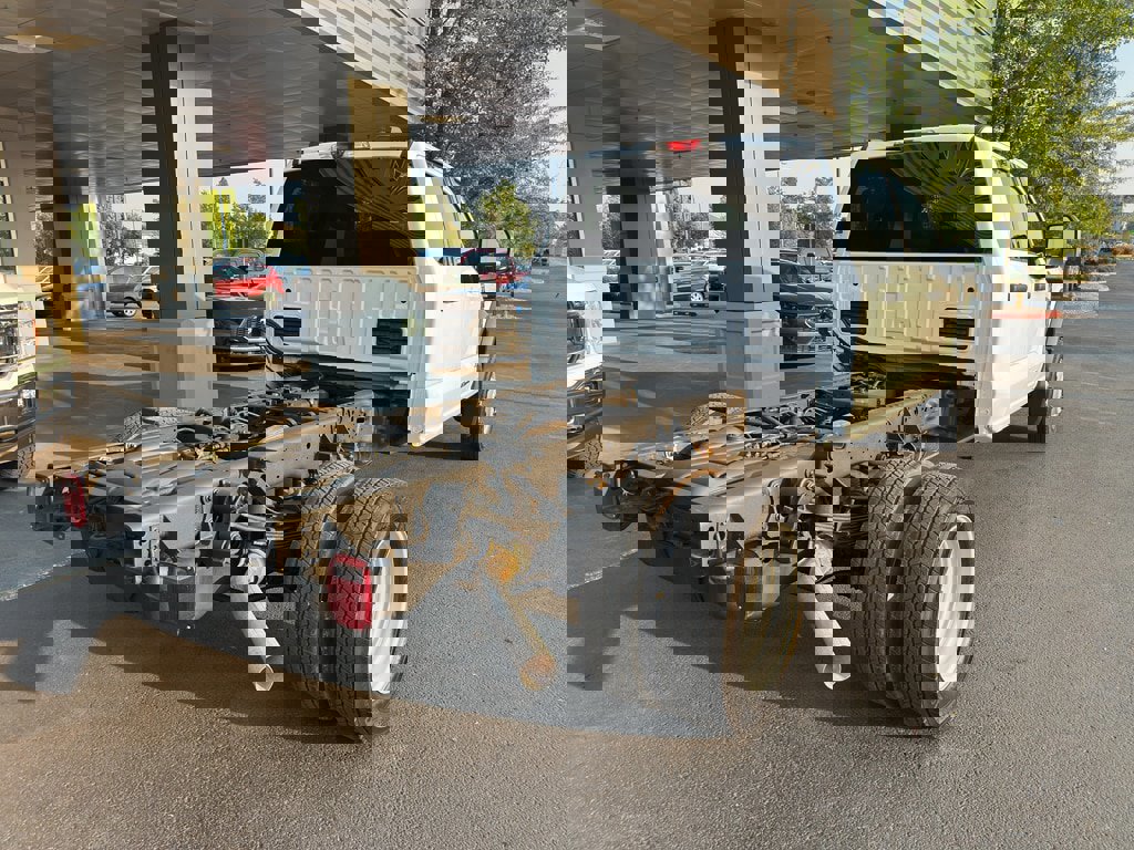 Certified 2024 Ford F450 XLT w/ XLT Value Package image 3