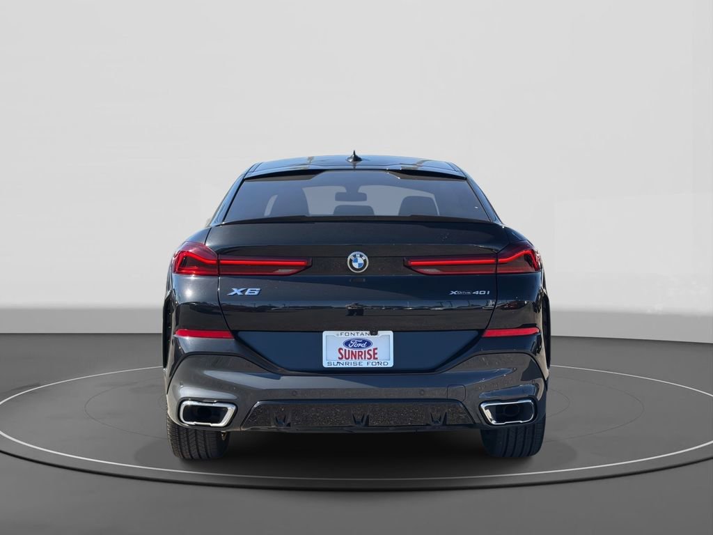 Used 2021 BMW X6 xDrive40i w/ M Sport Package image 3