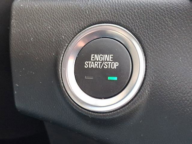 Used 2022 GMC Terrain AT4 image 23