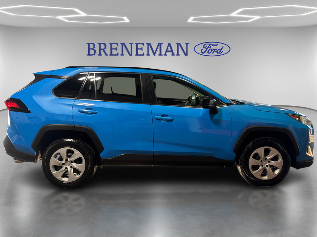 Used 2019 Toyota RAV4 LE AWD/4WD image 5